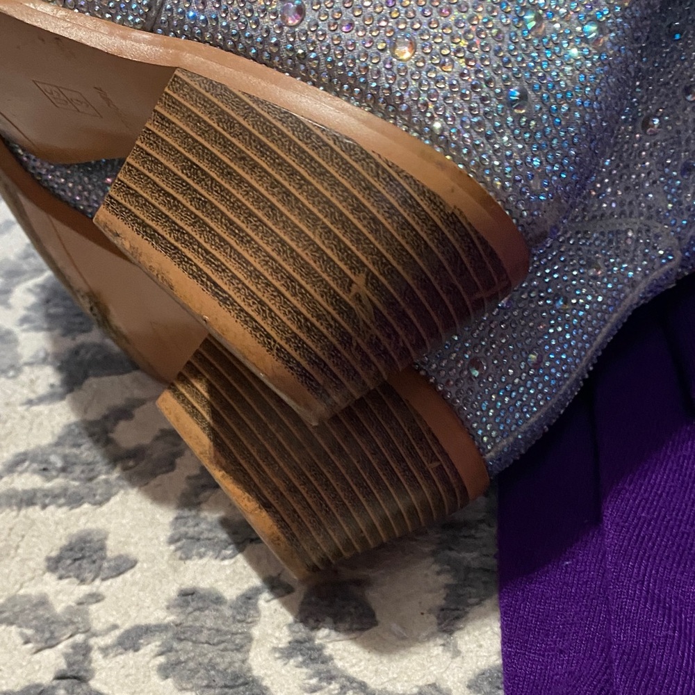 Source Unknown Sparkling Silver Heeled Boots - image 7